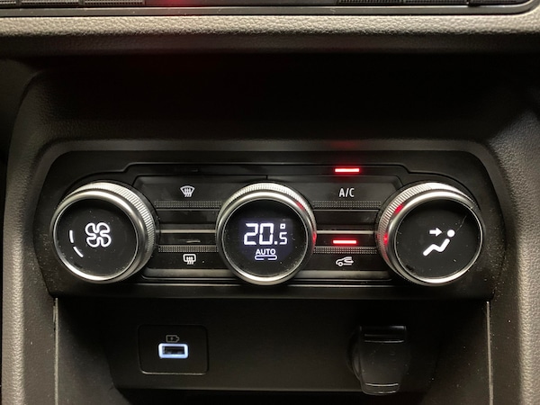 Used Dacia Jogger 2022 for sale - 76318367: Photo 26
