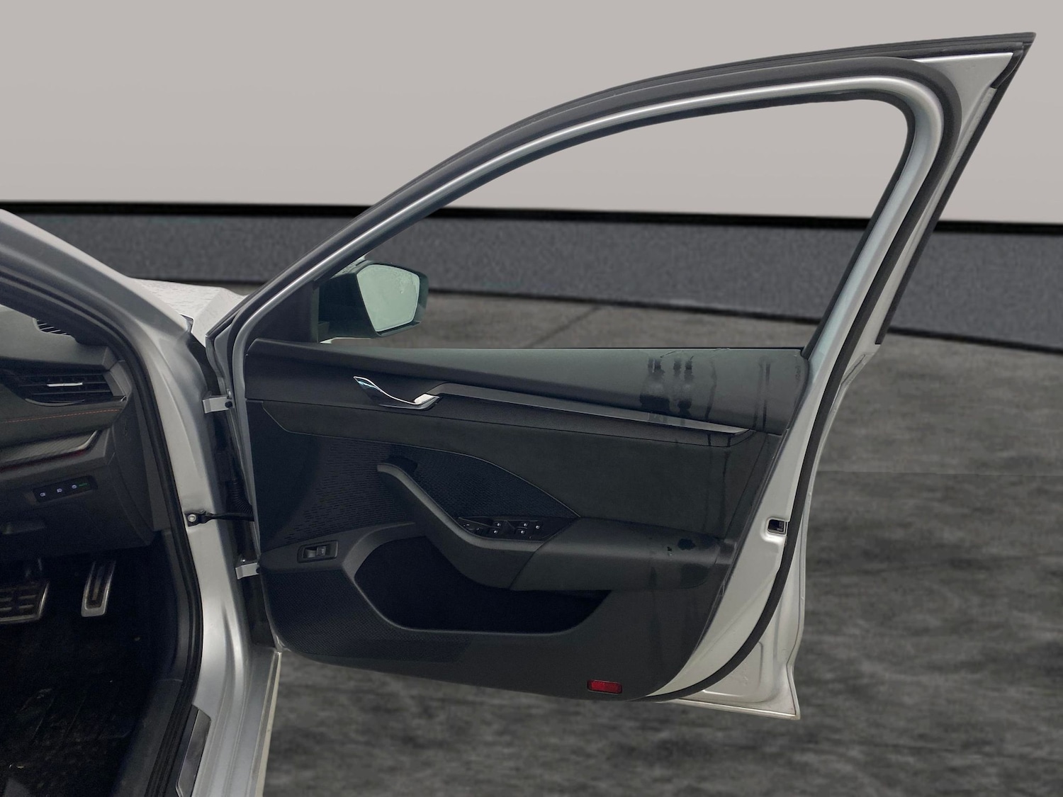 Used Skoda Octavia 2023 for sale - 77296499: Photo 27