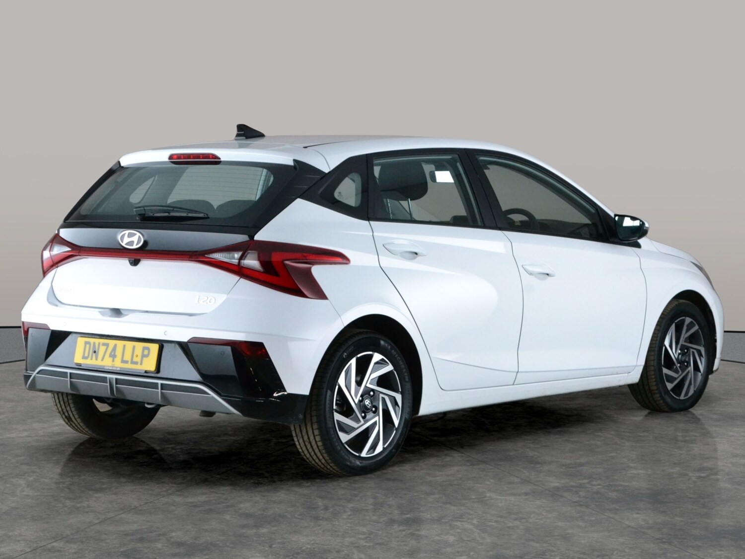 Used Hyundai i20 2024 for sale - 77888170: Photo 10