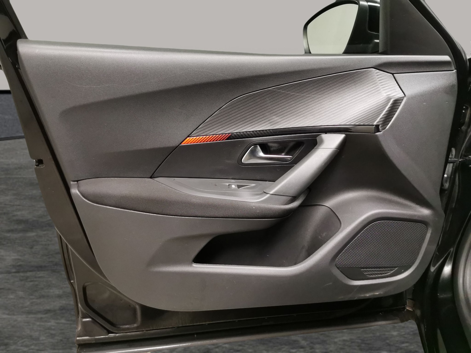 Used Peugeot E-2008 2021 for sale - 76704095: Photo 26