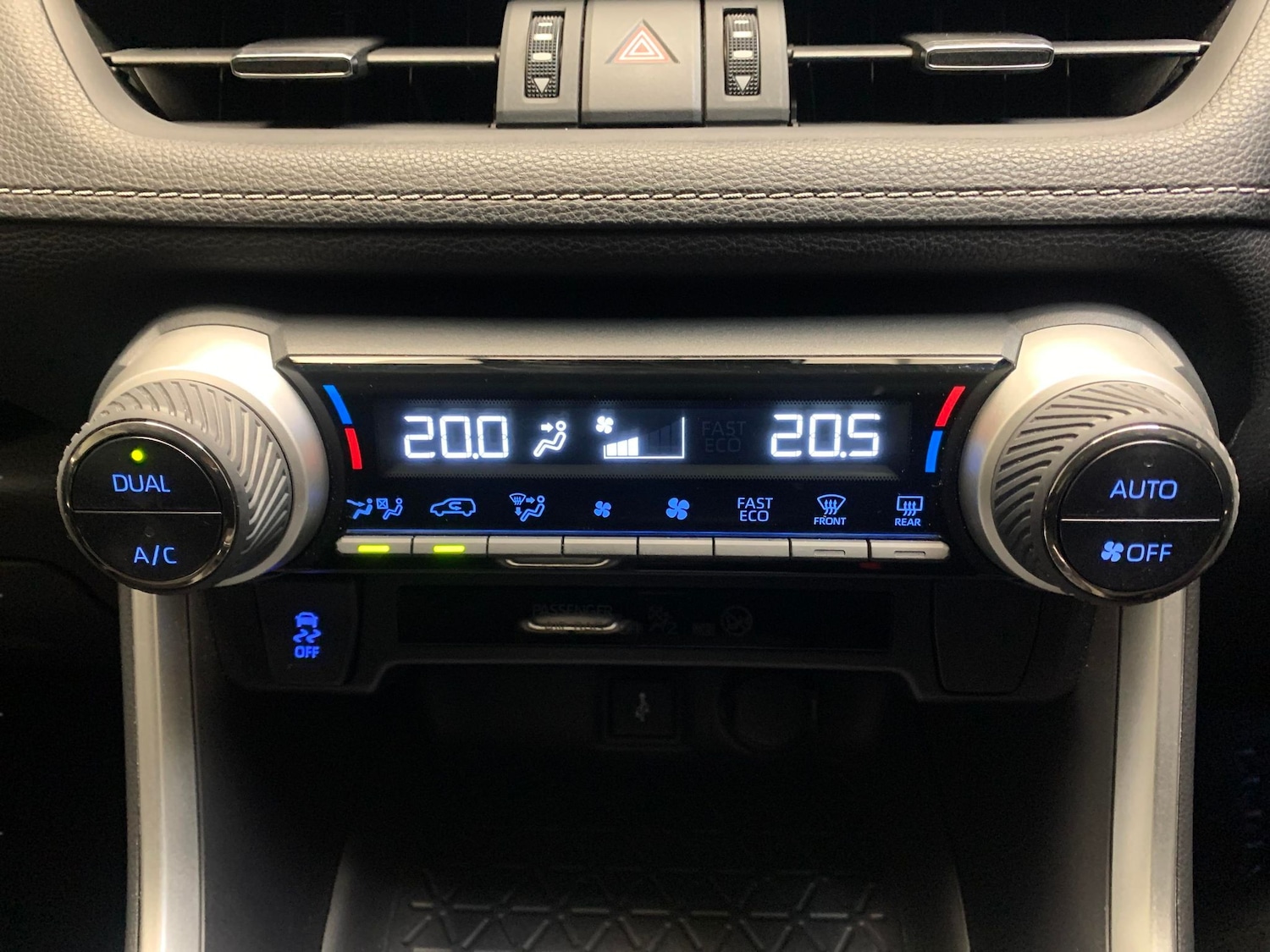 Used Toyota RAV4 2022 for sale - 76599783: Photo 16