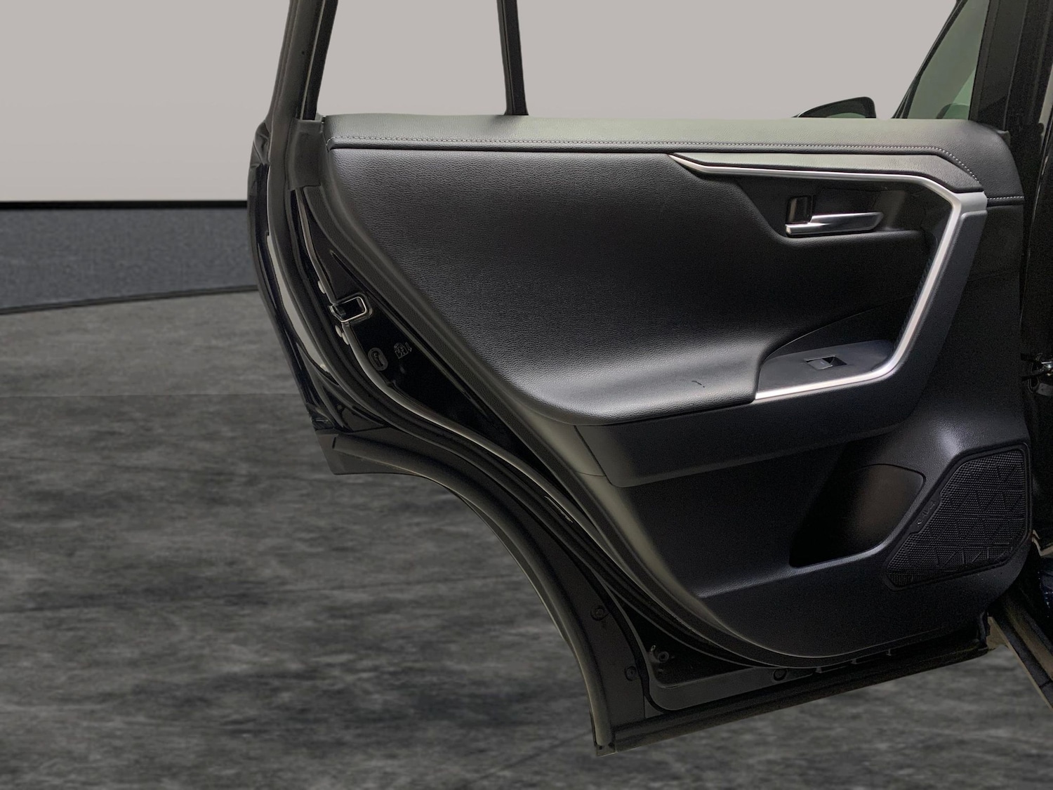 Used Toyota RAV4 2022 for sale - 76599783: Photo 25