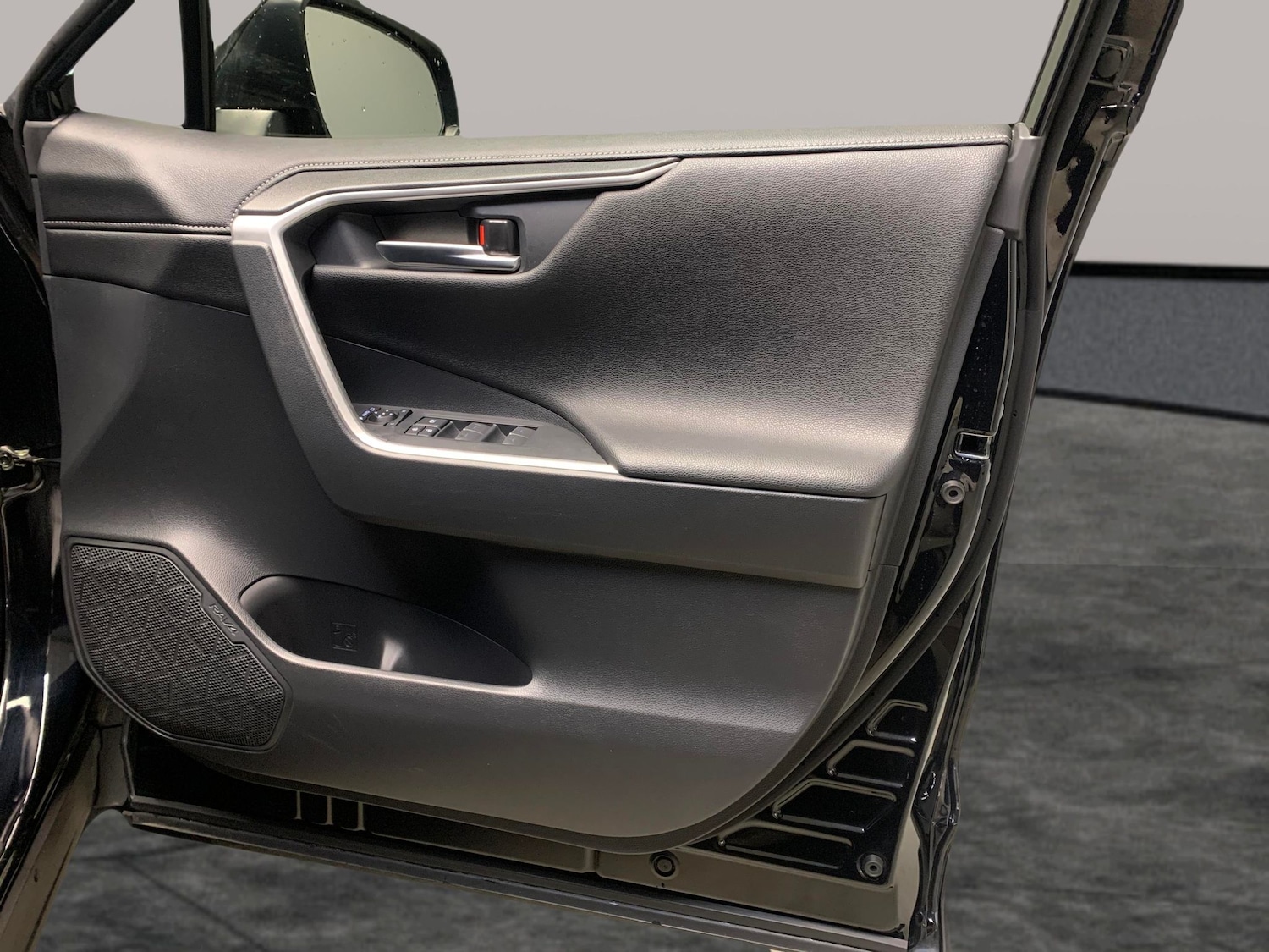 Used Toyota RAV4 2022 for sale - 76599783: Photo 27