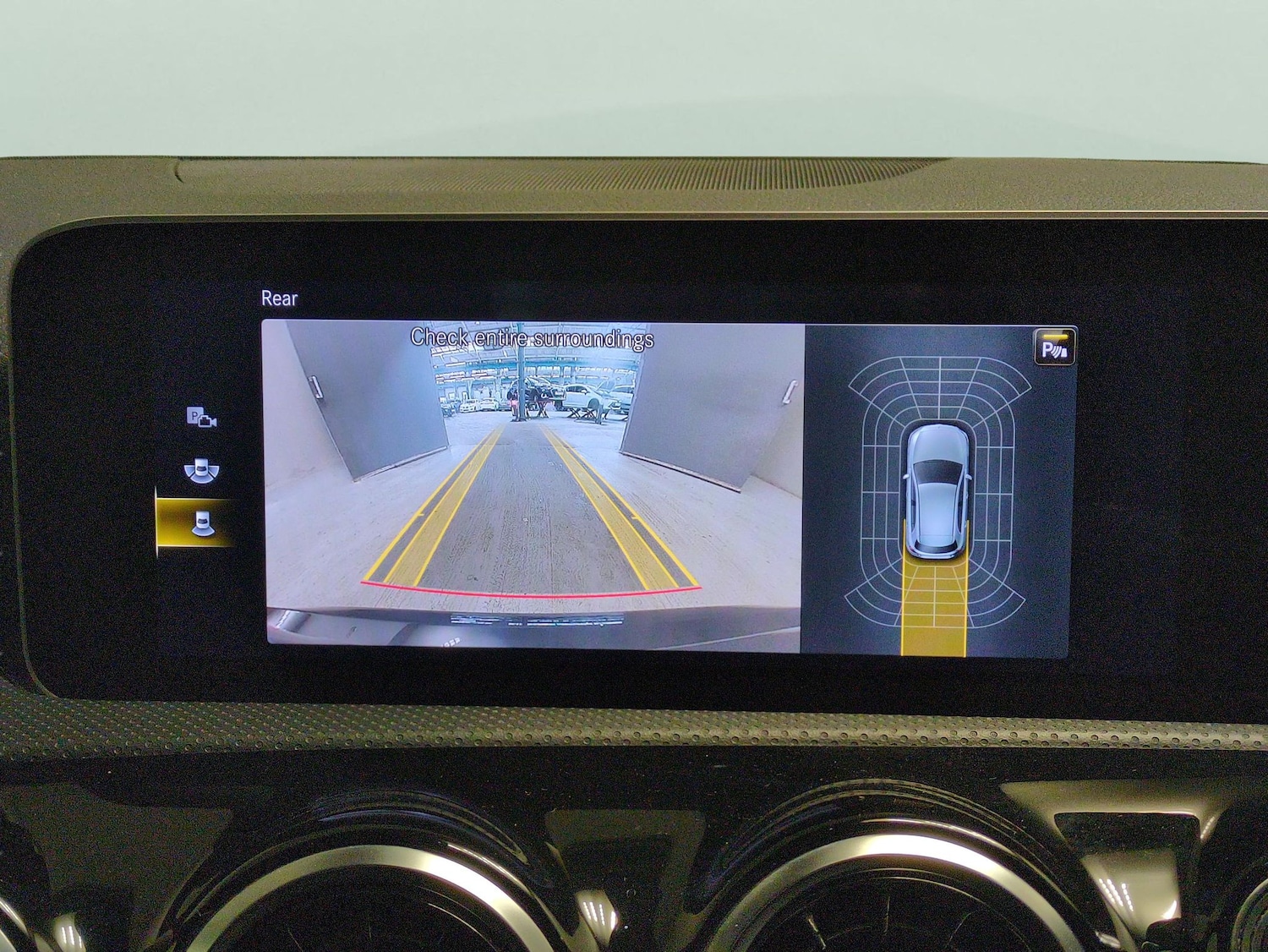 Used Mercedes-Benz A-Class 2020 for sale - 77641113: Photo 5