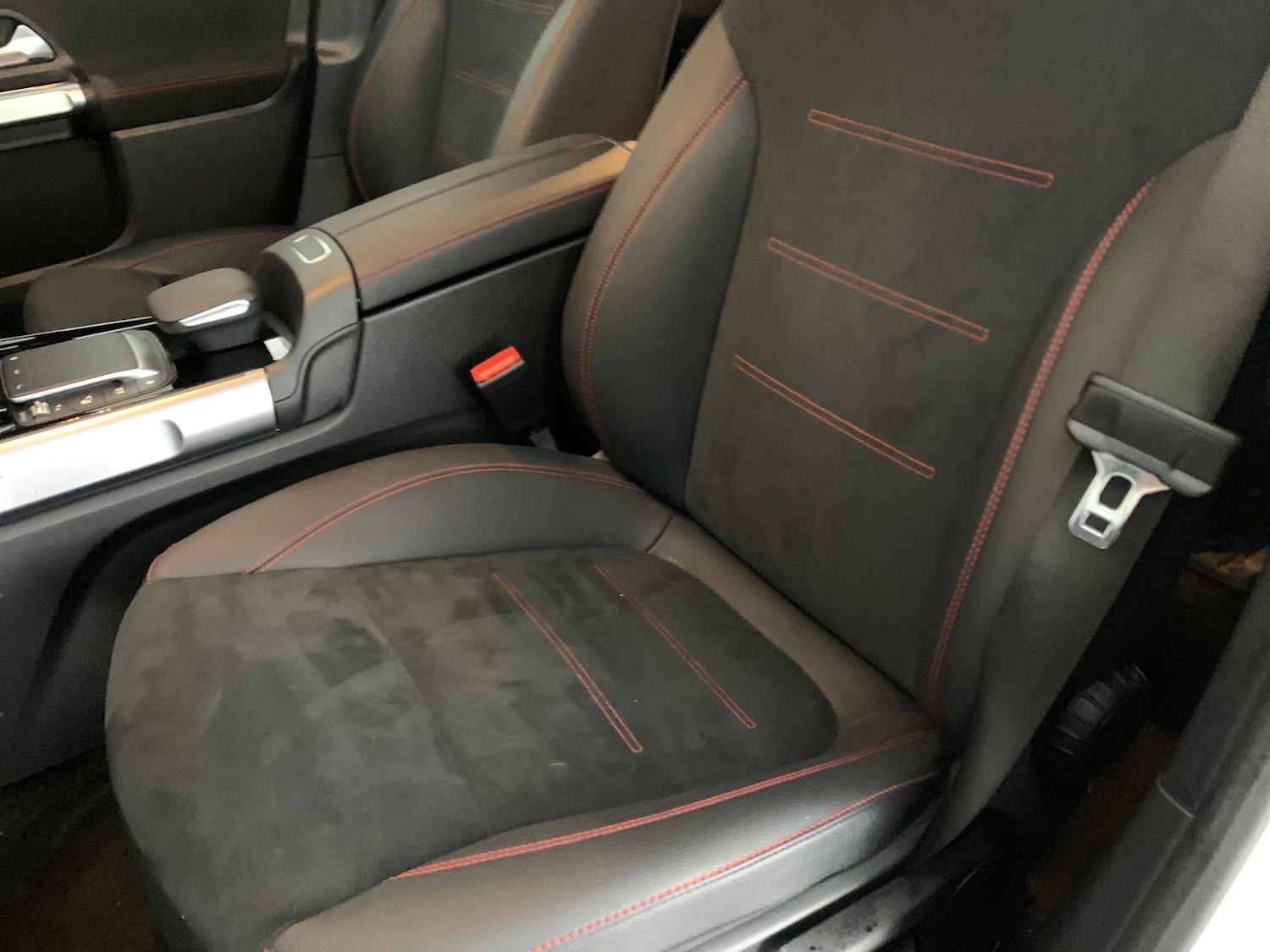 Used Mercedes-Benz EQB 2022 for sale - 76792736: Photo 27