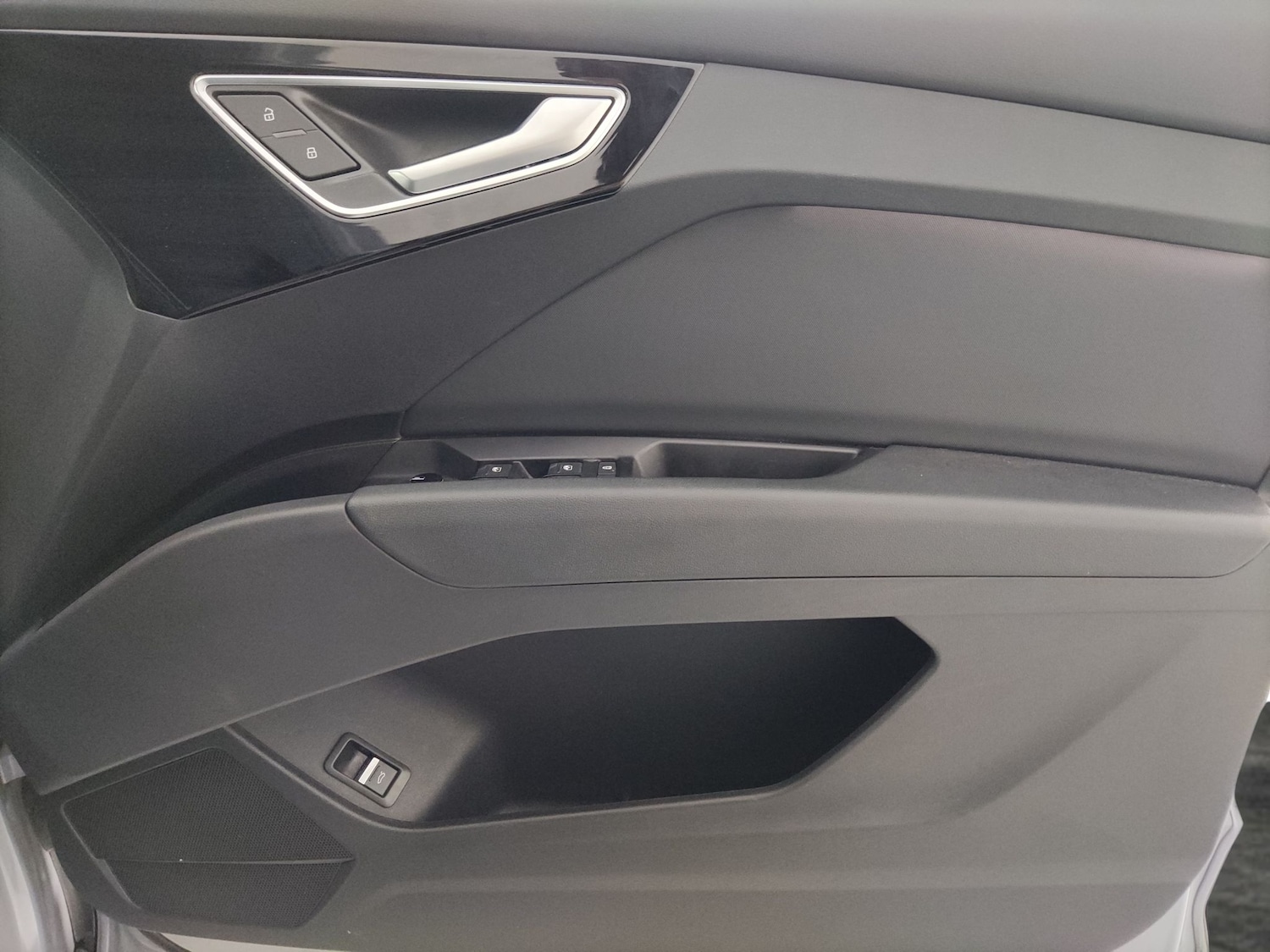 Used Audi Q4 e-tron 2023 for sale - 78129488: Photo 34