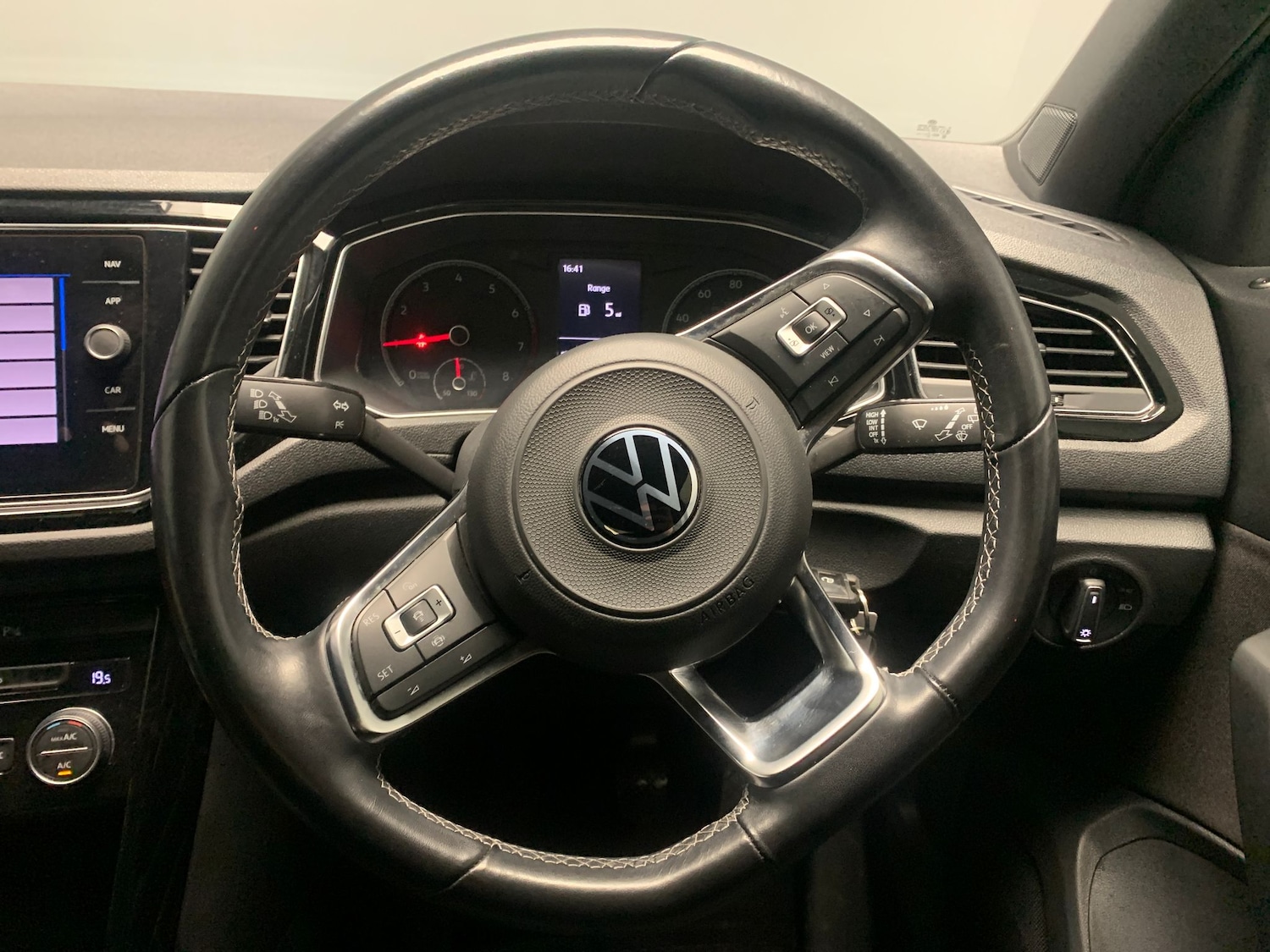 Used Volkswagen T-Roc 2021 for sale - 77274691: Photo 13