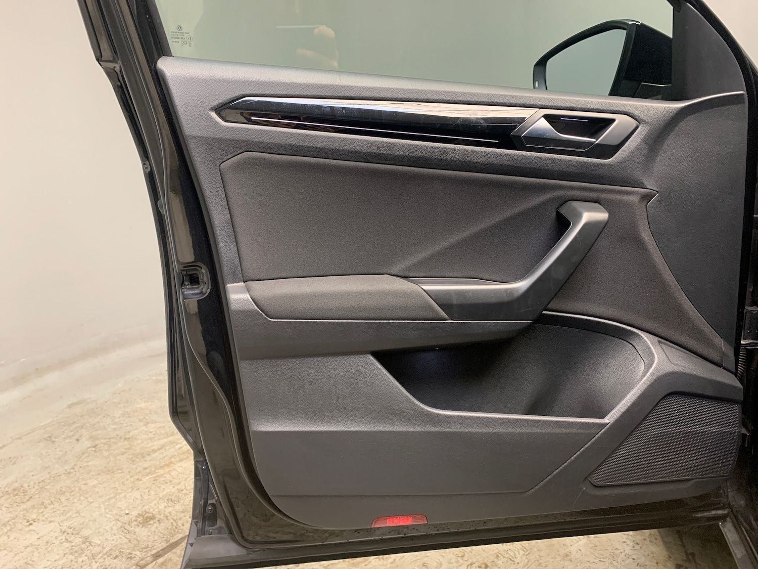 Used Volkswagen T-Roc 2021 for sale - 77274691: Photo 23