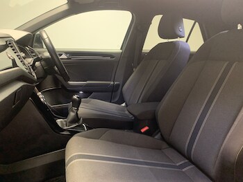 Used Volkswagen T-Roc 2021 for sale - 77274691: Photo