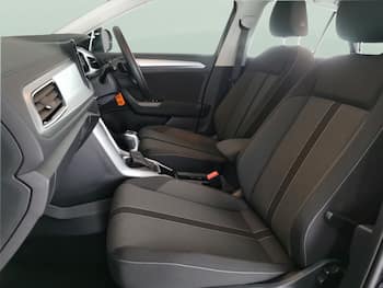 Used Volkswagen T-Roc 2023 for sale - 79749052: Photo