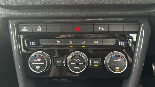 Used Volkswagen T-Roc 2019 for sale - 76240947: Photo 31