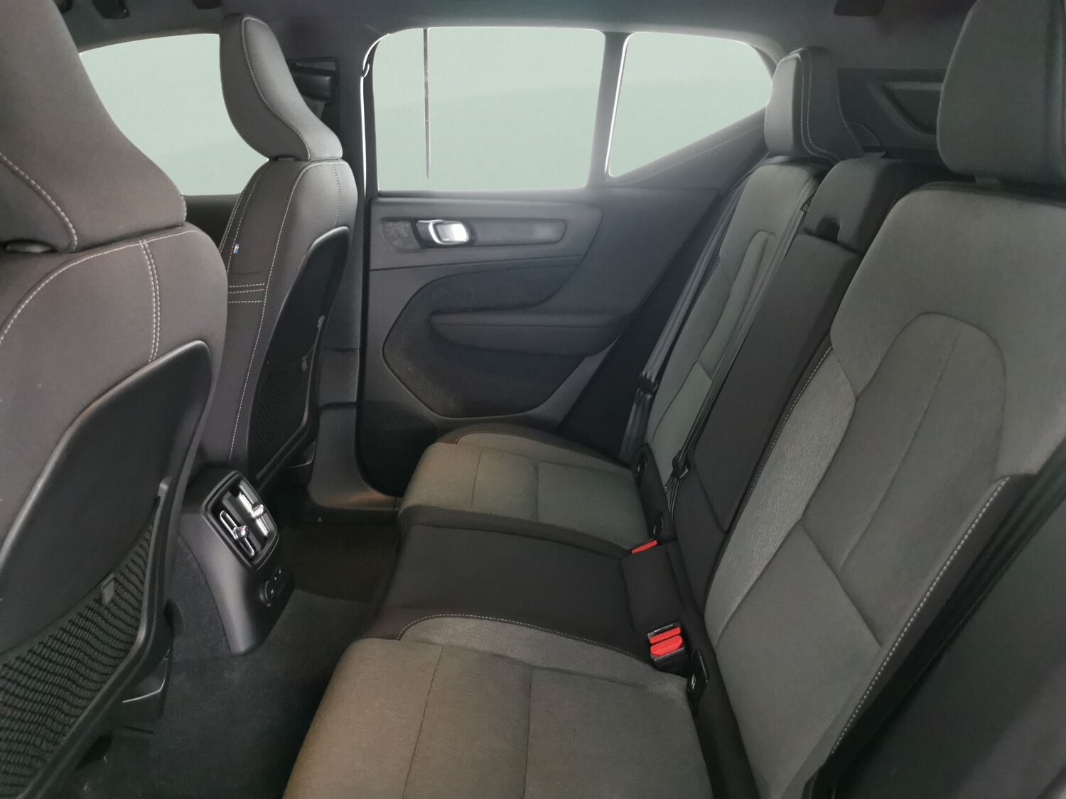 Used Volvo XC40 for sale - 77789954: Photo 29