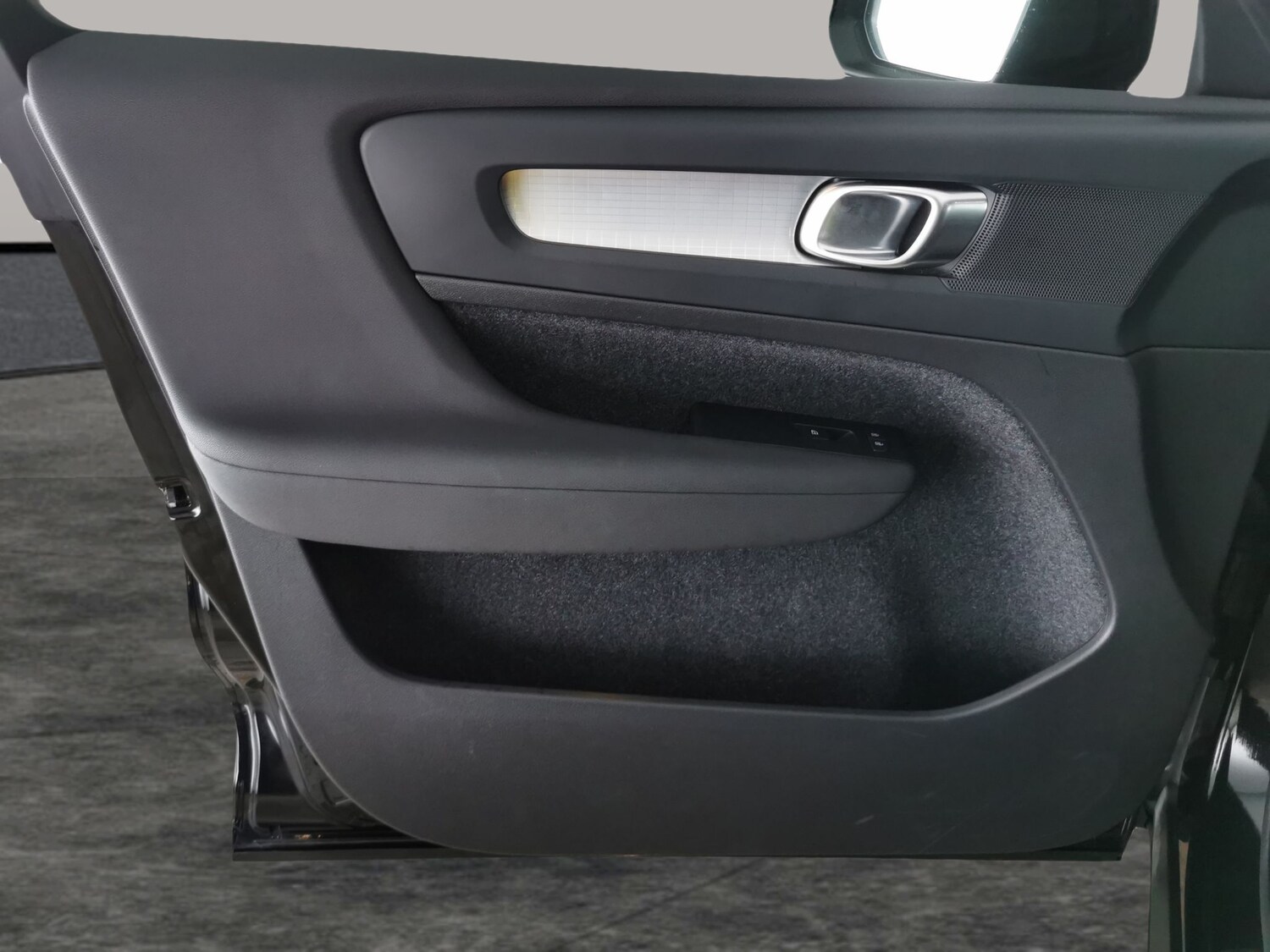 Used Volvo XC40 for sale - 77789954: Photo 30