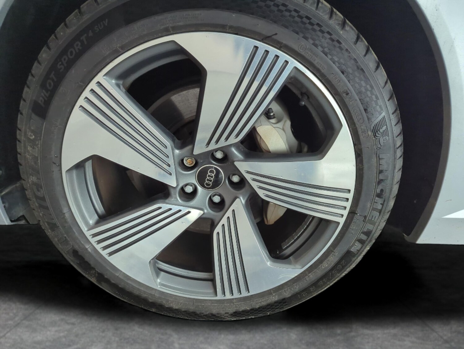 Used Audi e-tron 2023 for sale - 77347547: Photo 30