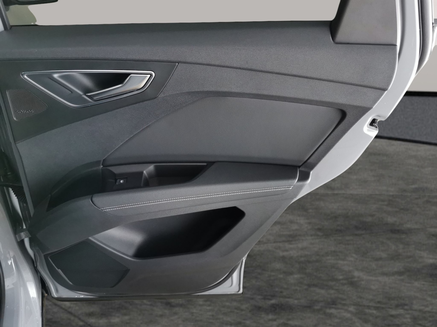 Used Audi Q4 e-tron 2023 for sale - 78132502: Photo 32