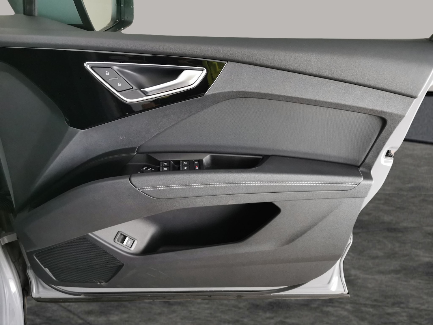 Used Audi Q4 e-tron 2023 for sale - 78132502: Photo 33