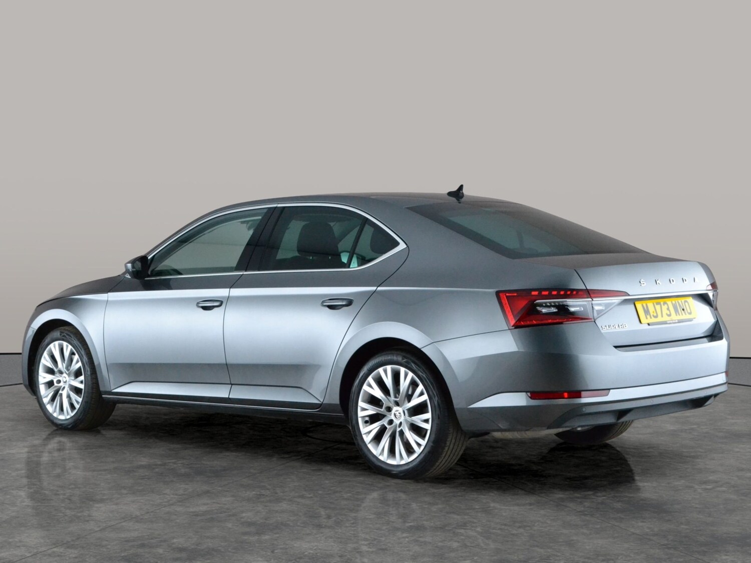 Used Skoda Superb 2023 for sale - 77756828: Photo 12