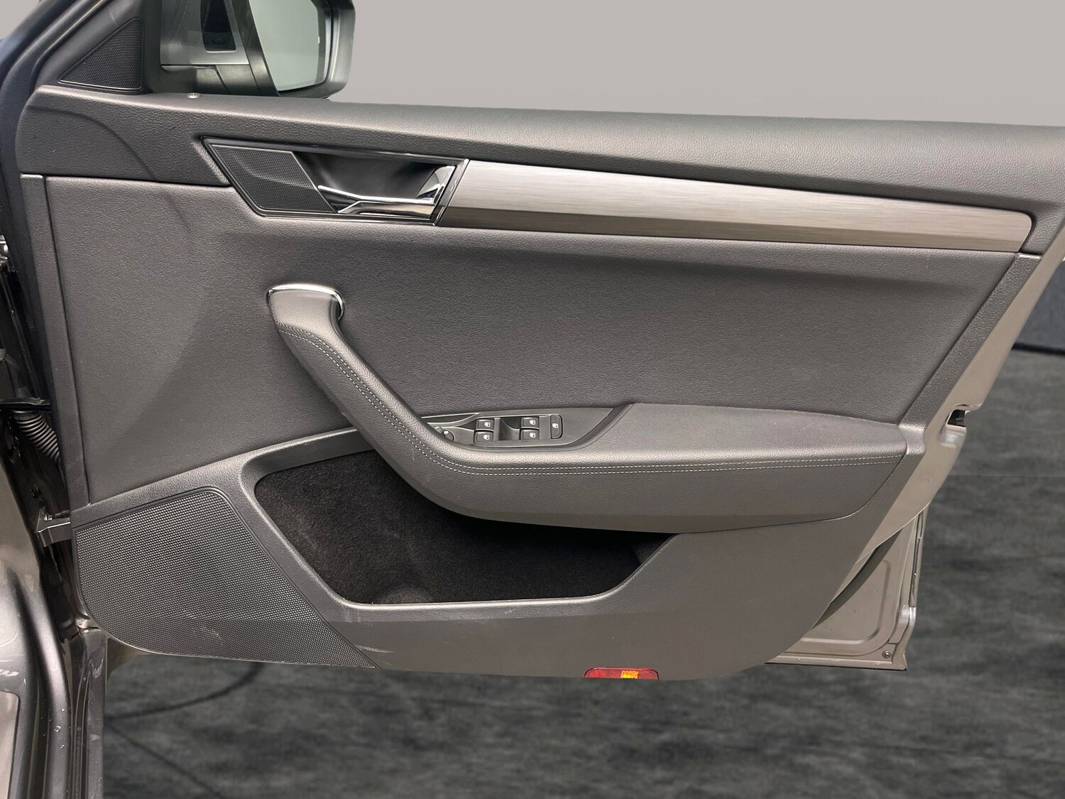 Used Skoda Superb 2023 for sale - 77756828: Photo 28