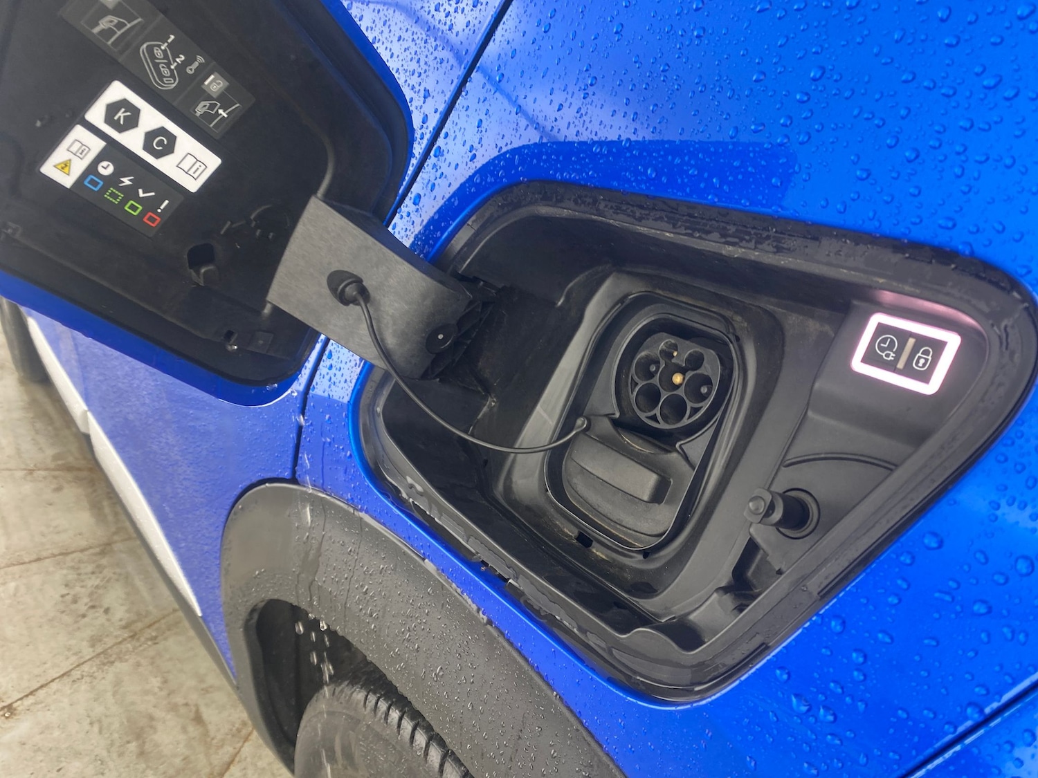 Used Peugeot 2008 2021 for sale - 77274512: Photo 23