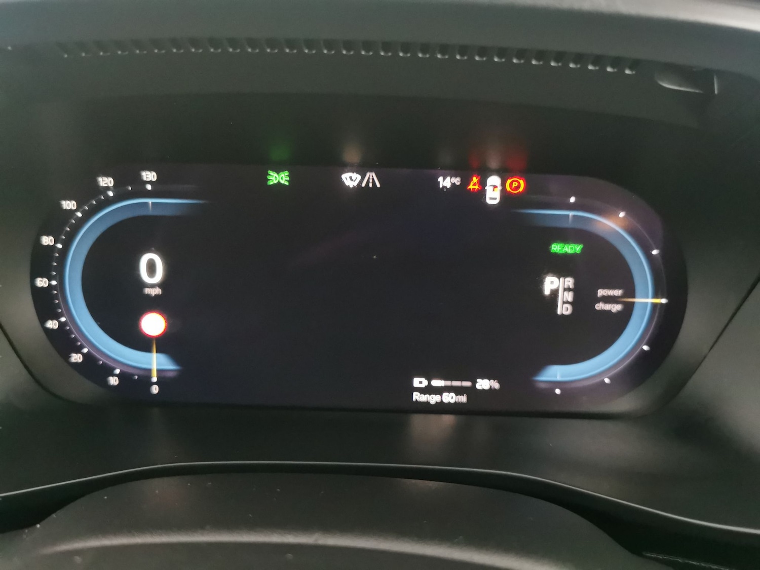 Used Volvo XC40 2023 for sale - 77778908: Photo 24