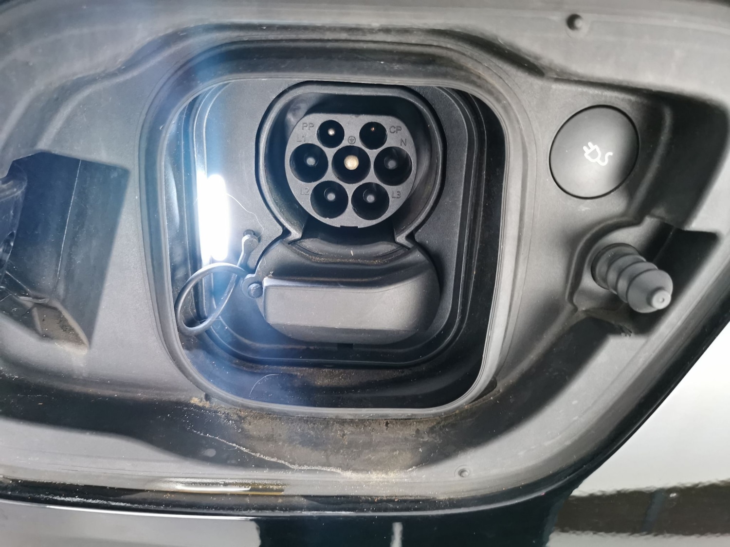 Used Volvo XC40 2023 for sale - 77778908: Photo 34