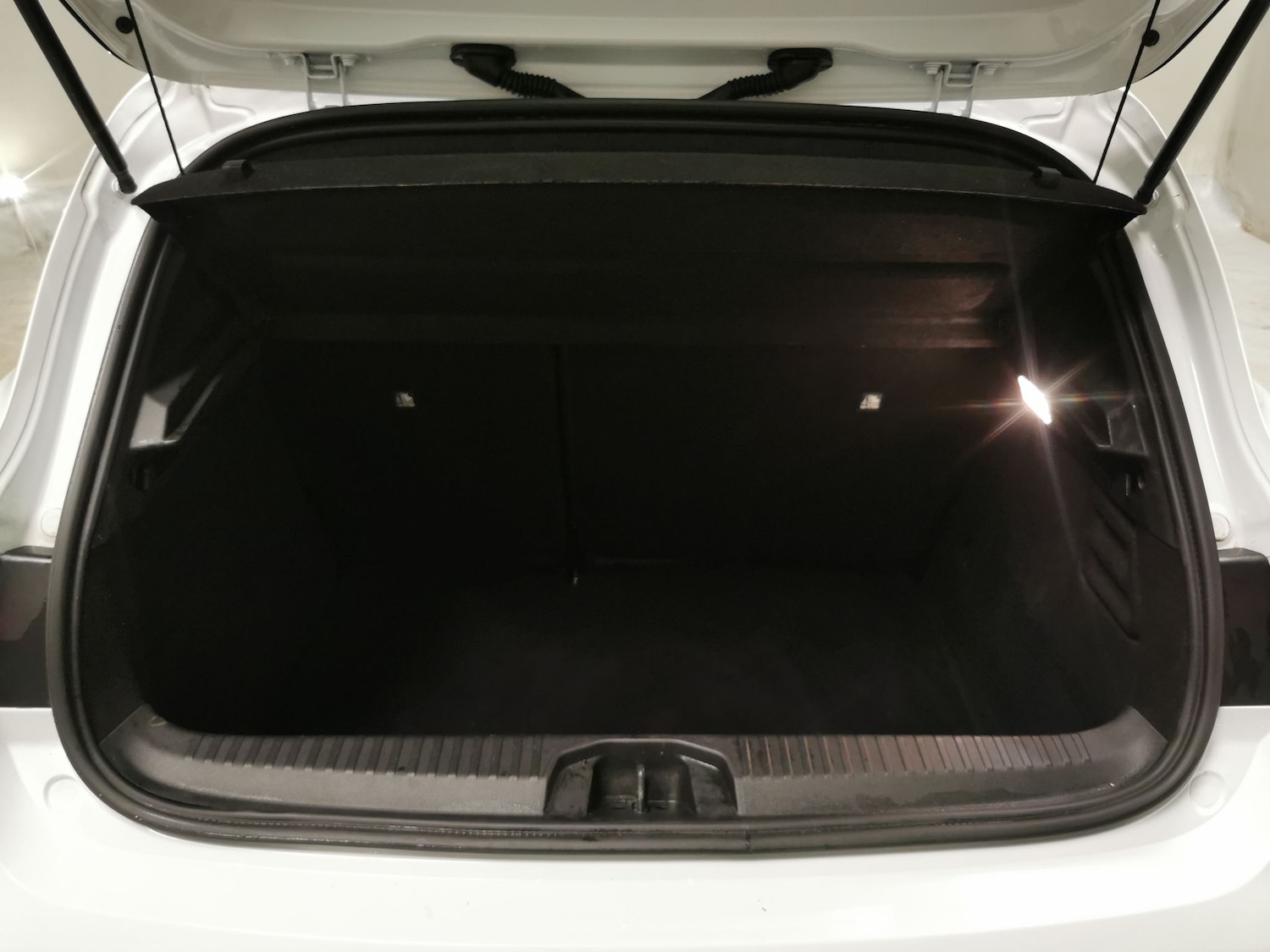 Used Renault Clio 2023 for sale - 77090125: Photo 4