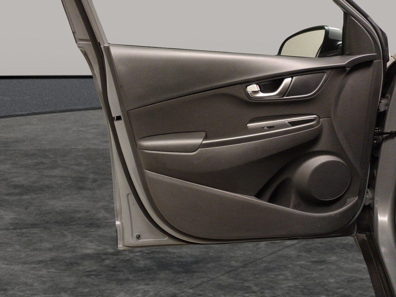 Used Hyundai KONA 2023 for sale - 77428570: Photo 25