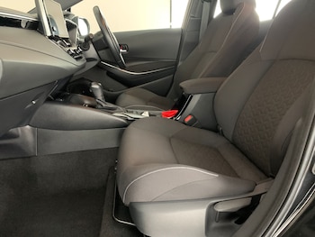 Used Toyota Corolla 2023 for sale - 77300834: Photo