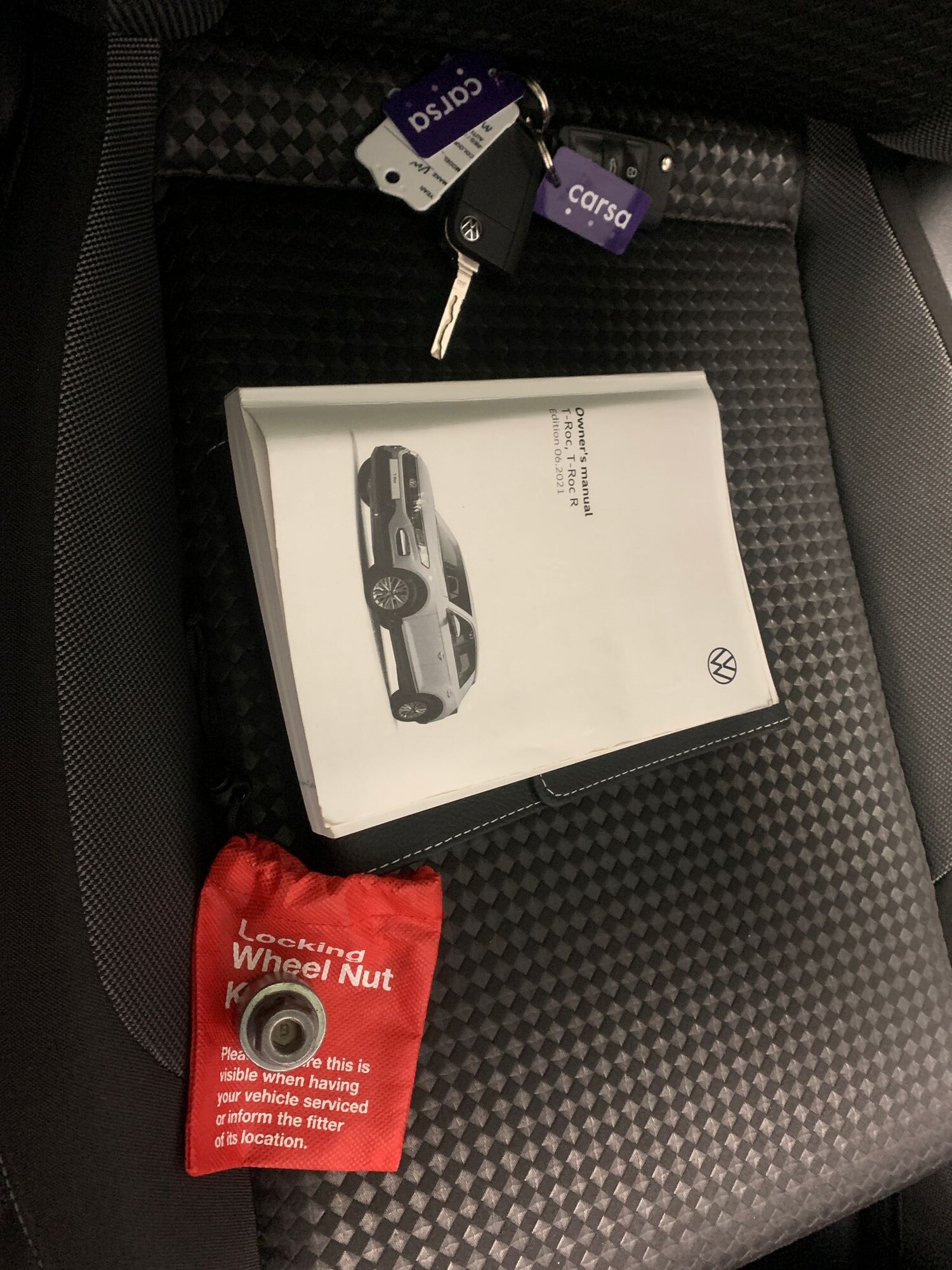 Used Volkswagen T-Roc 2022 for sale - 77337300: Photo 28