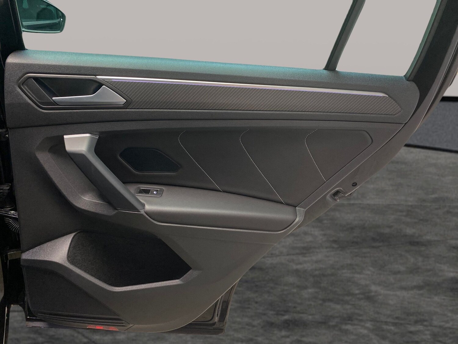 Used Volkswagen Tiguan 2023 for sale - 77708495: Photo 24