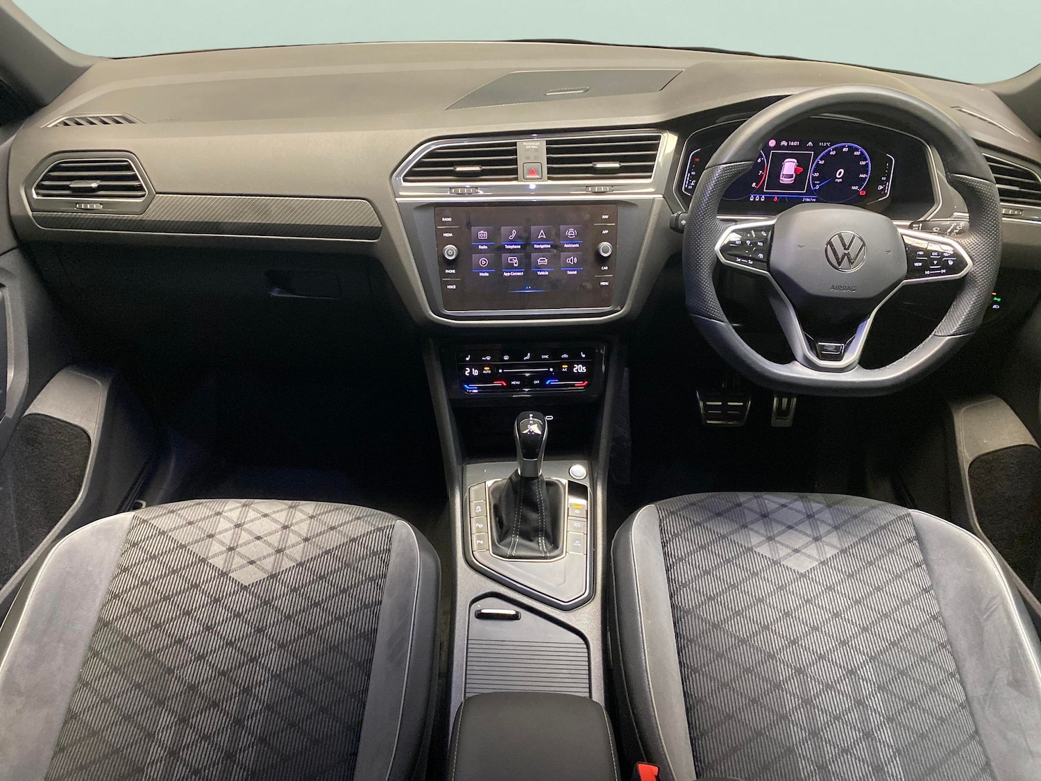 Used Volkswagen Tiguan 2023 for sale - 77708495: Photo 5