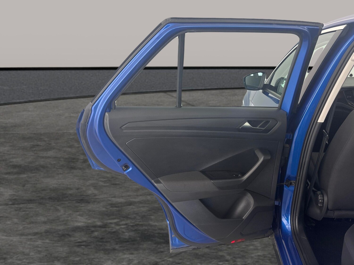 Used Volkswagen T-Roc 2021 for sale - 78197800: Photo 21