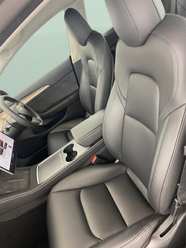 Used Tesla Model 3 2022 for sale - 76240950: Photo 4