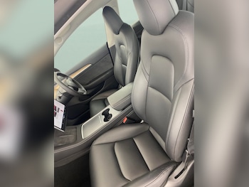 Used Tesla Model 3 2022 for sale - 76240950: Photo 4