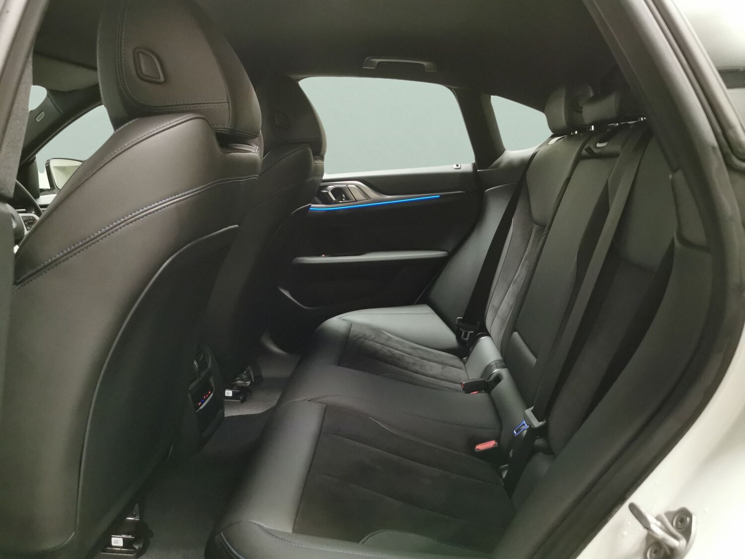 Used BMW i4 2022 for sale - 76505443: Photo 30