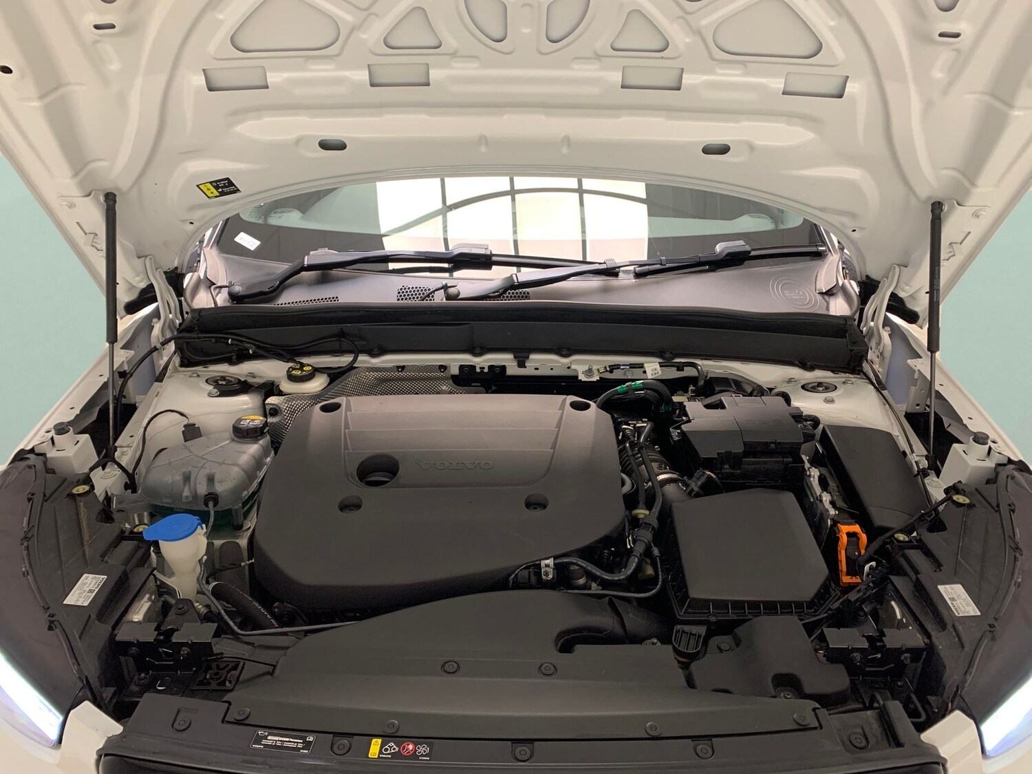 Used Volvo XC40 for sale - 77364936: Photo 28