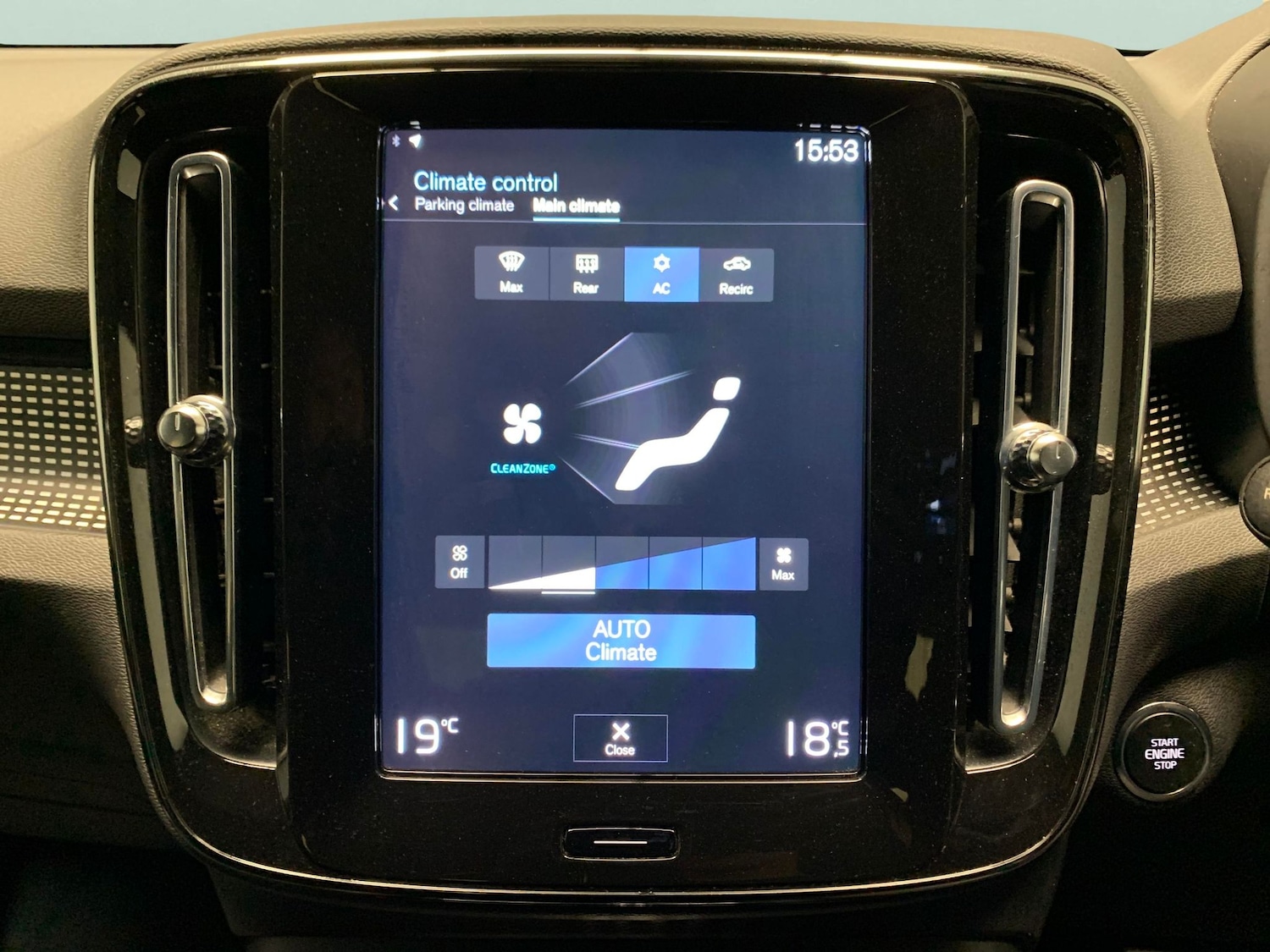 Used Volvo XC40 2022 for sale - 76612316: Photo 17