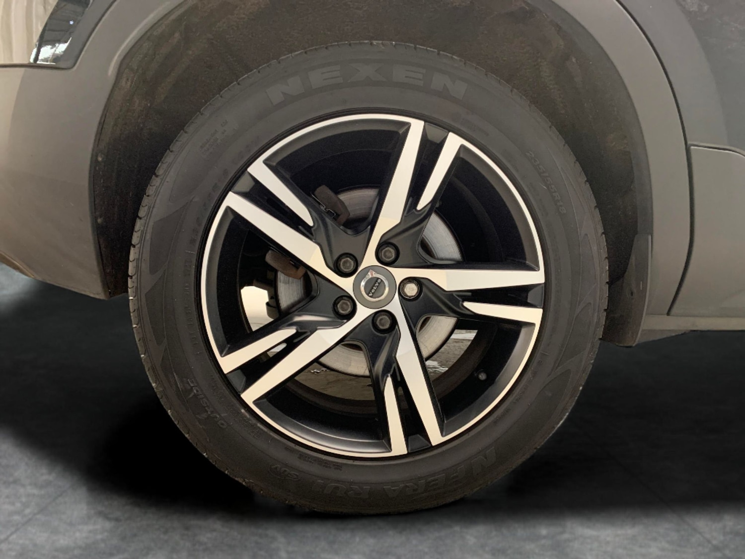 Used Volvo XC40 2022 for sale - 76612316: Photo 28