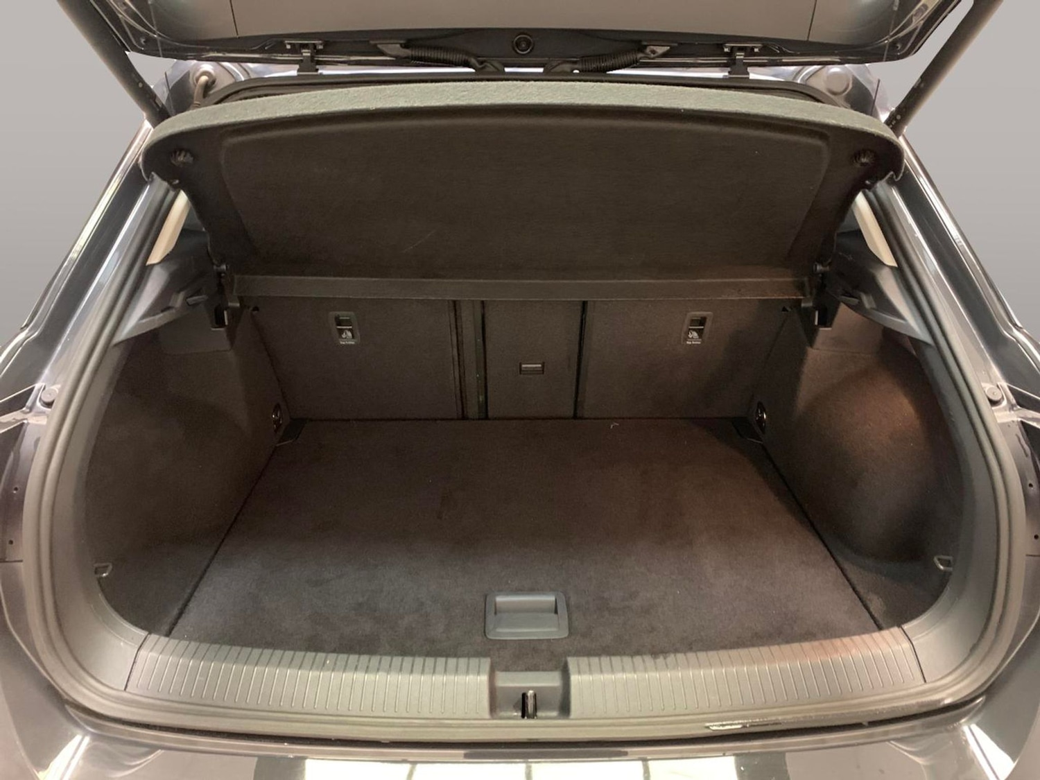 Used Volkswagen T-Roc 2022 for sale - 77617499: Photo 29