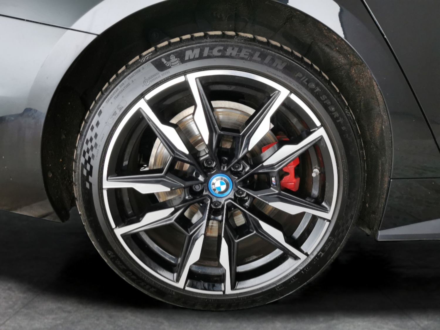 Used BMW i4 2023 for sale - 77196273: Photo 31