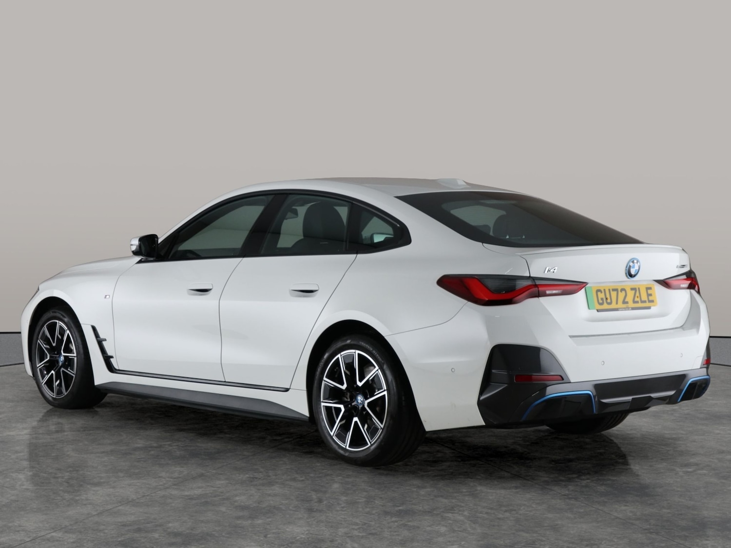 Used BMW i4 2022 for sale - 77232628: Photo 13