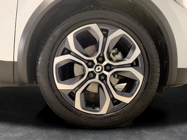 Used Renault Captur for sale - 76252142: Photo 28