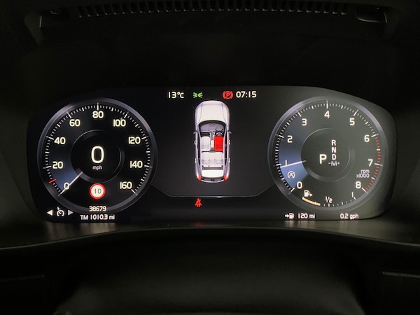Used Volvo XC40 2022 for sale - 76264270: Photo 28