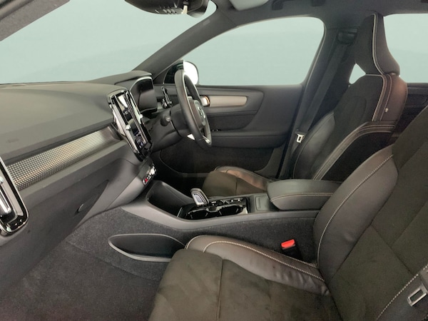 Used Volvo XC40 2022 for sale - 76264270: Photo 4