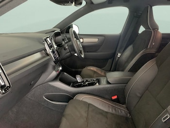 Used Volvo XC40 2022 for sale - 76264270: Photo 4