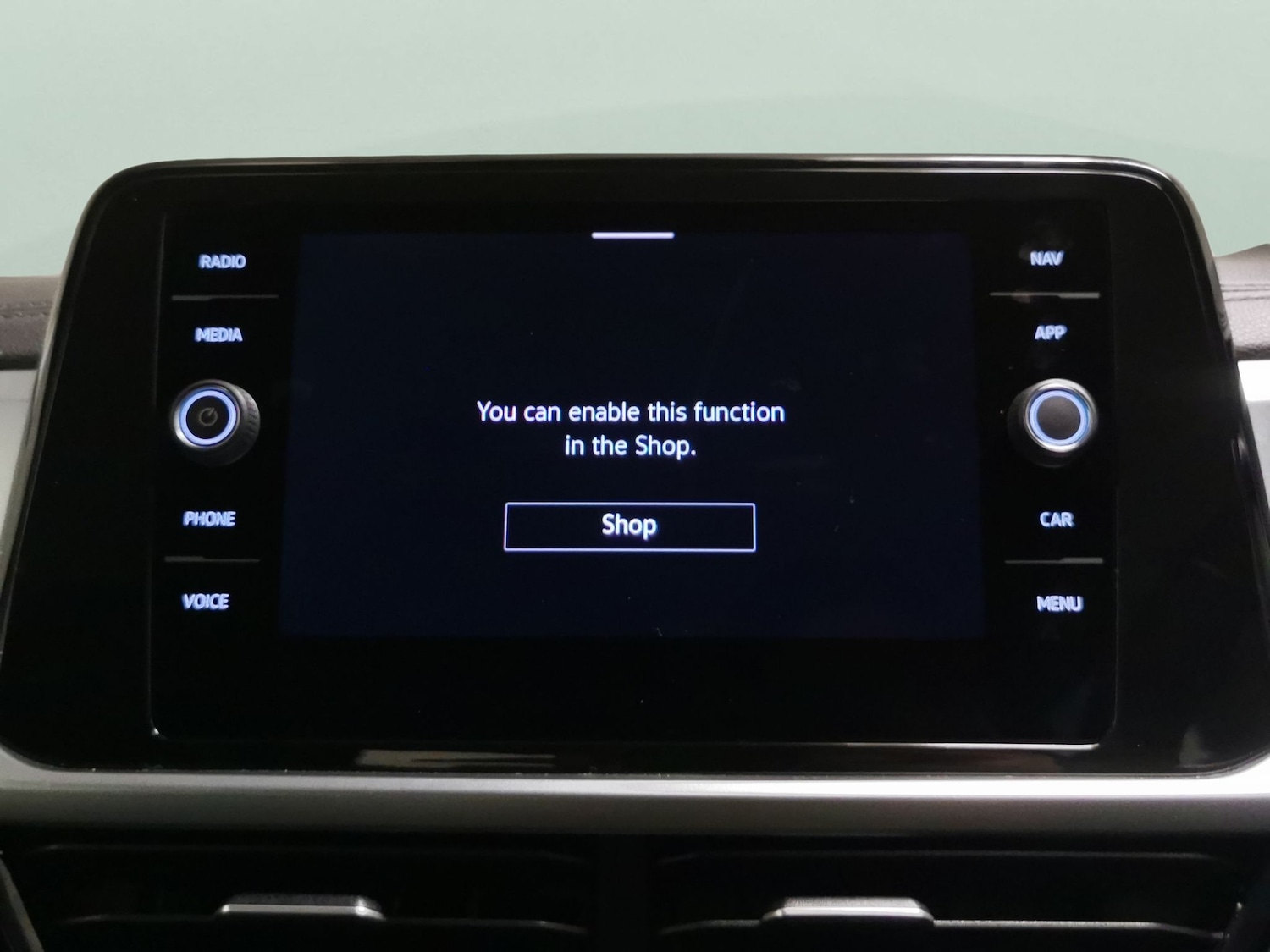 Used Volkswagen T-Roc 2023 for sale - 78094248: Photo 16