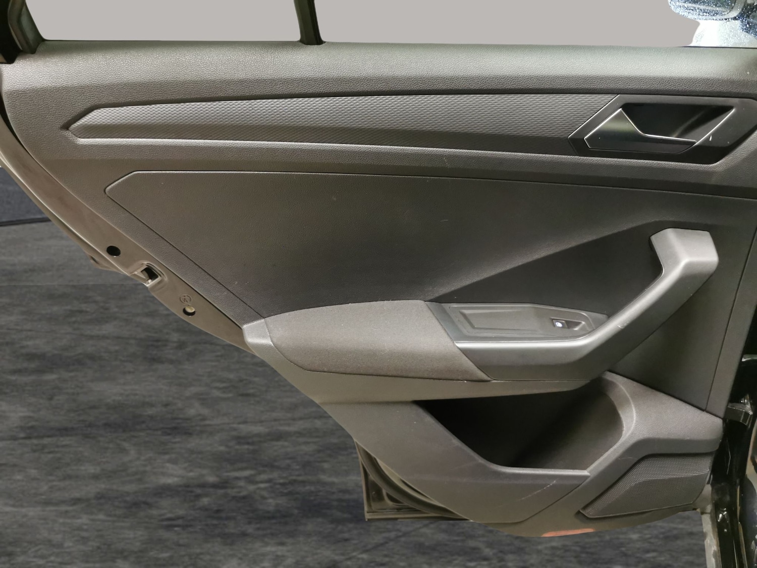 Used Volkswagen T-Roc 2023 for sale - 78094248: Photo 27