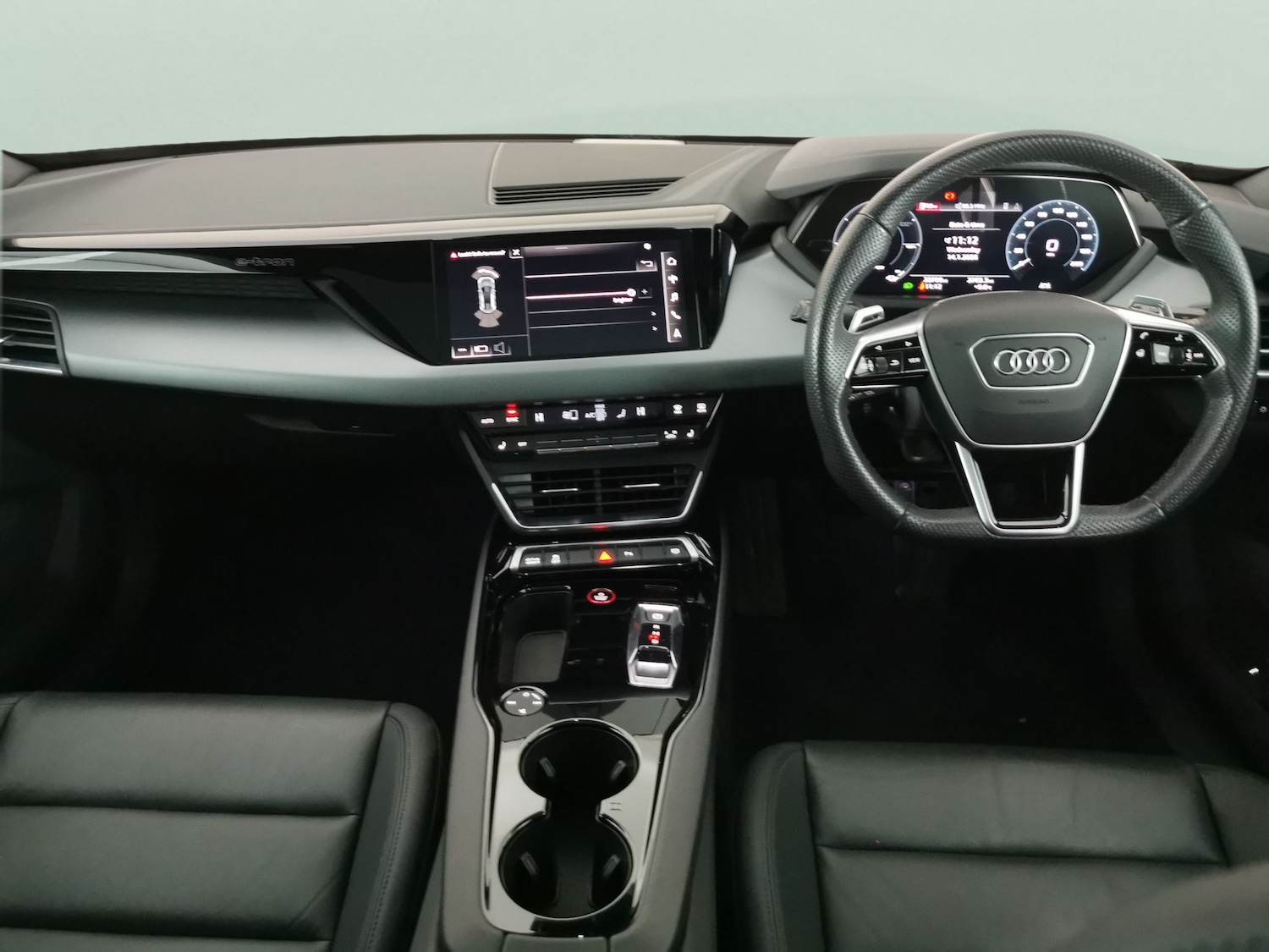 Used Audi e-tron GT 2022 for sale - 77196218: Photo 9