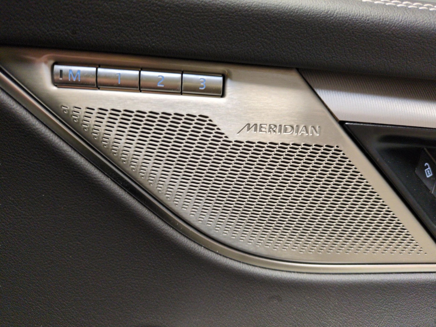 Used Jaguar F-Pace 2023 for sale - 78040040: Photo 16