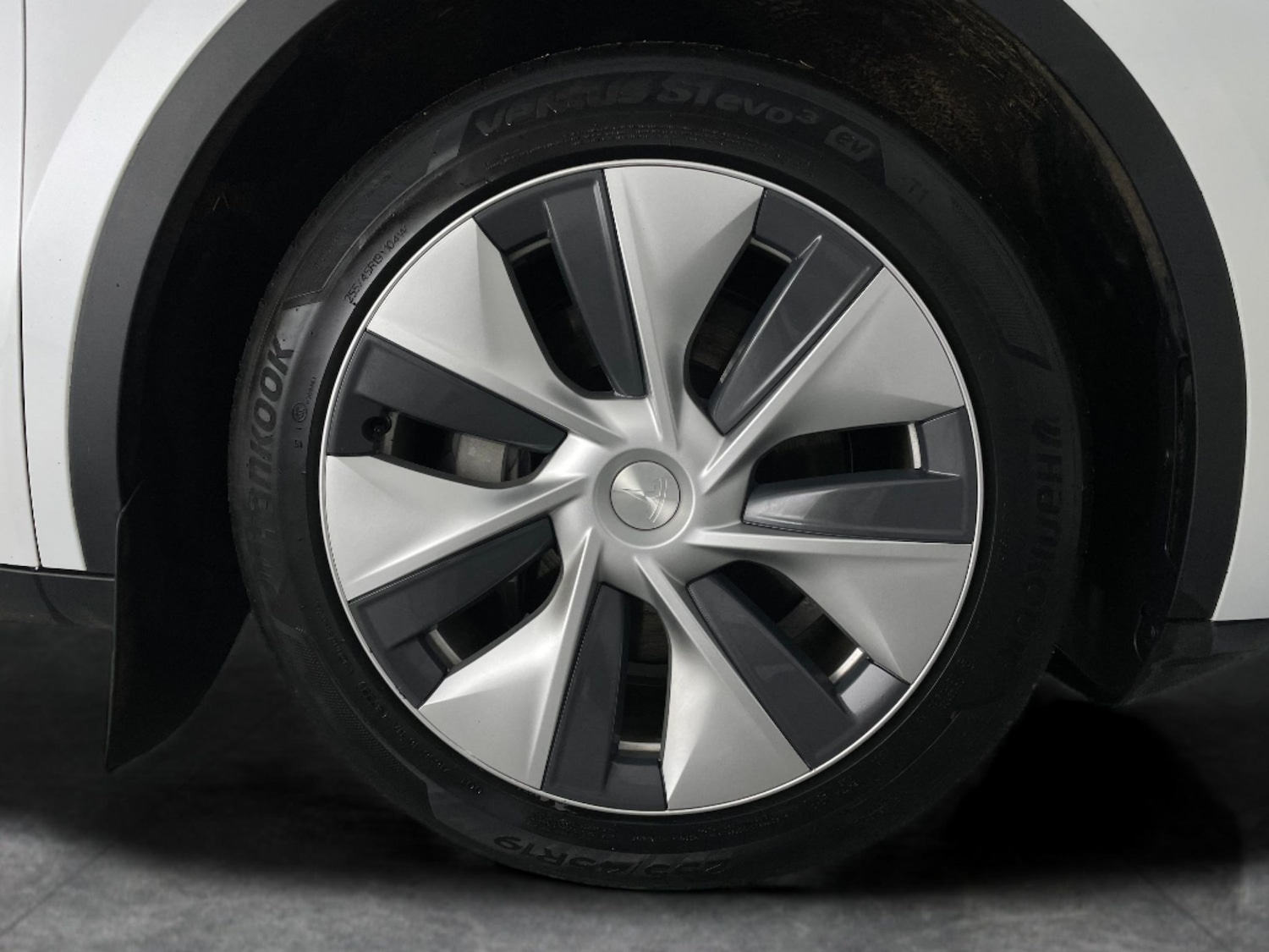 Used Tesla Model Y 2024 for sale - 77797212: Photo 34